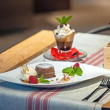 Swisspeak By Pierre & Premium Hotel Zinal