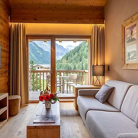 Hotel Swisspeak By Pierre & Premium